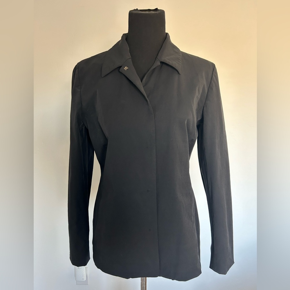Adorable tailored black jacket